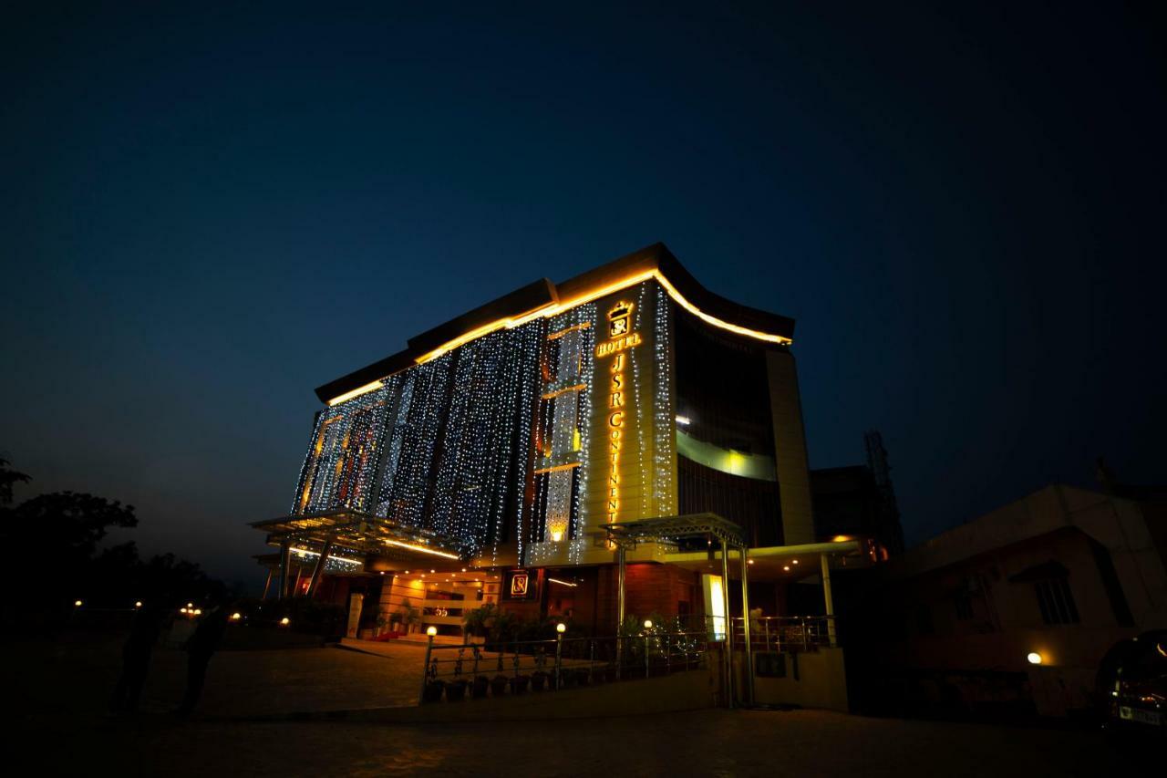 Hotel Jsr Continental Дехрадун Экстерьер фото